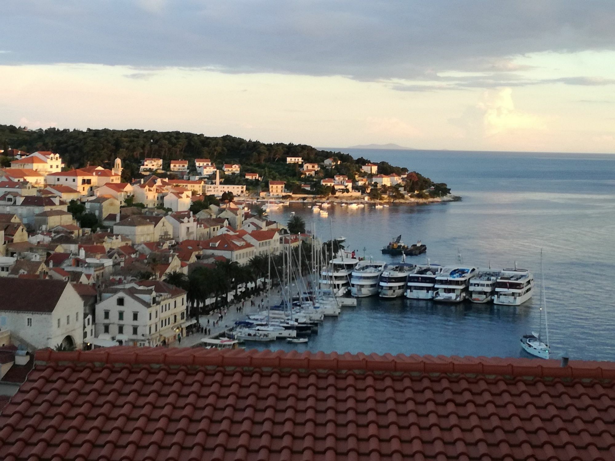 Apartments Luci Hvar Town Buitenkant foto